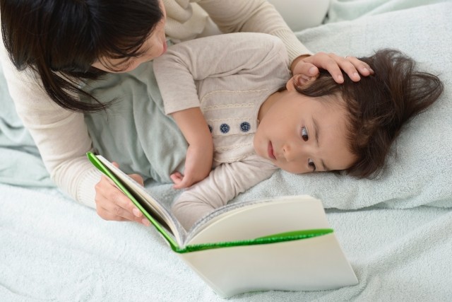 読み聞かせで親子のコミュニケーション