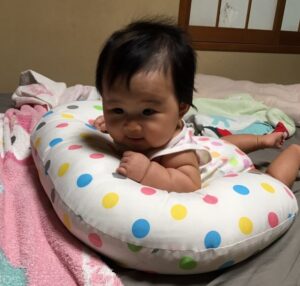 寝返りを始めた時期の娘
