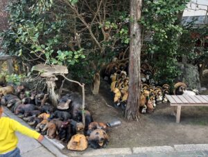 淡島神社の狸の置物