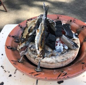 奥水間アスレチックスポーツのニジマス釣りで焼いた魚